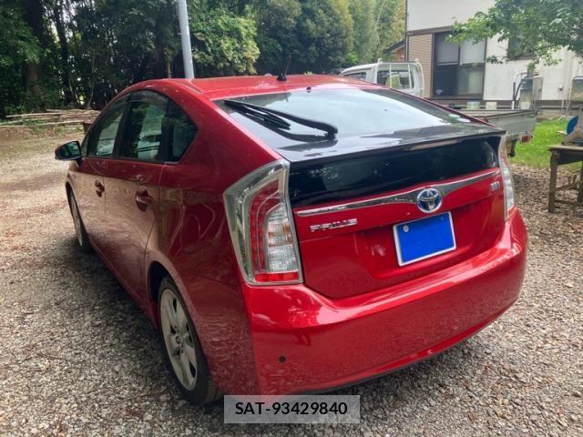 Toyota PRIUS 2012-10 8037723-4