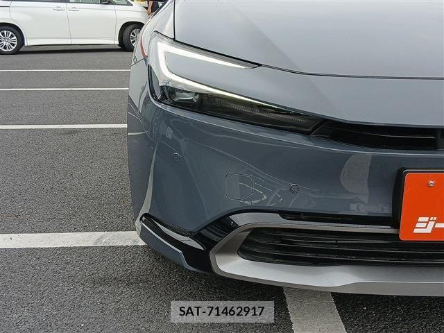 Toyota PRIUS 2023-08 8037641-24