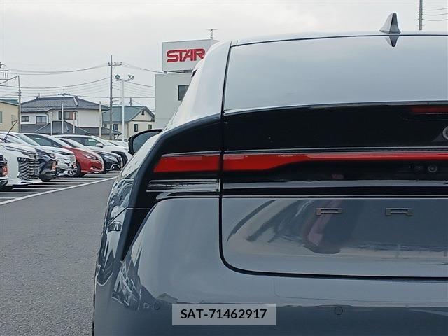 Toyota PRIUS 2023-08 8037641-27