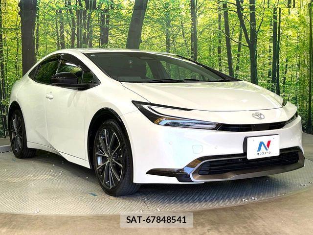Toyota PRIUS 2023-08 8037633-15