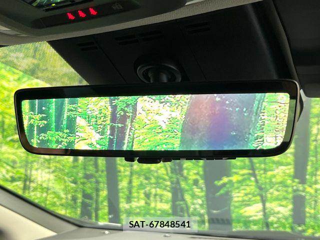 Toyota PRIUS 2023-08 8037633-4