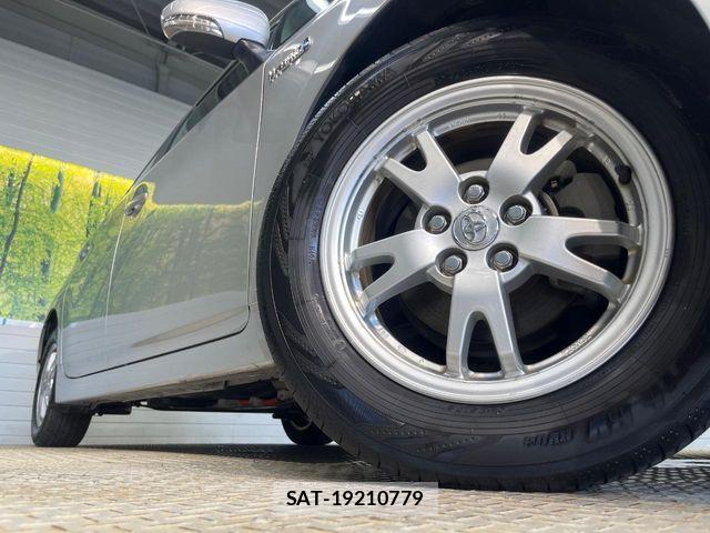Toyota PRIUS 2010-02 8037735-12
