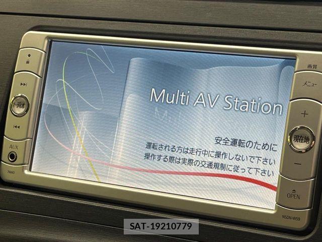 Toyota PRIUS 2010-02 8037735-2
