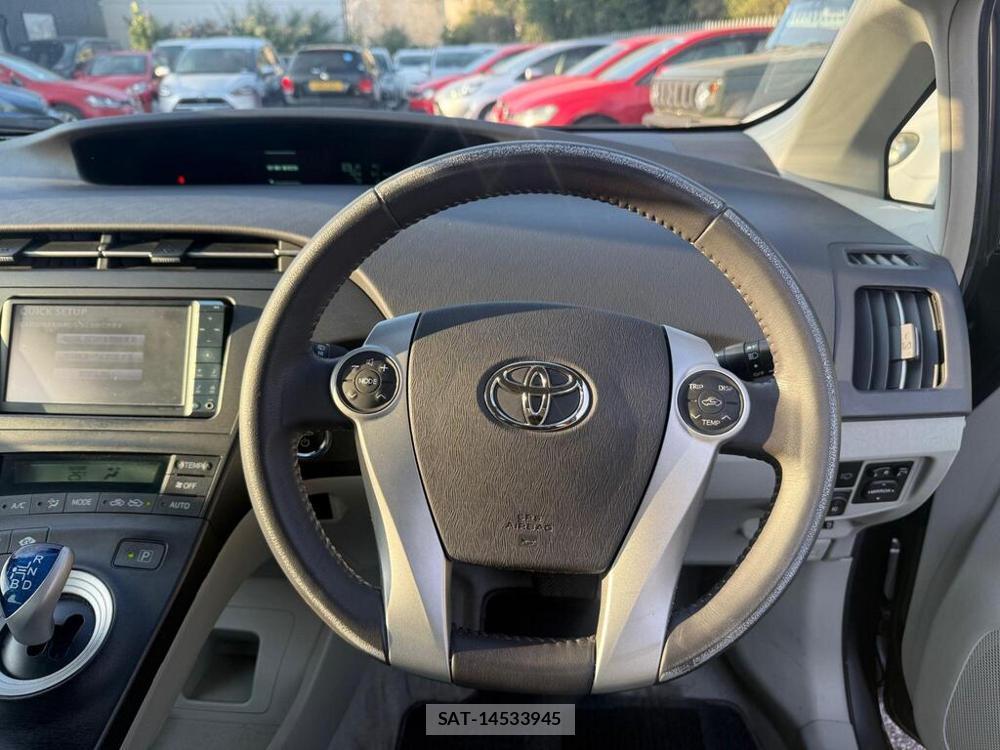 Toyota PRIUS 2010-11 1988938-15
