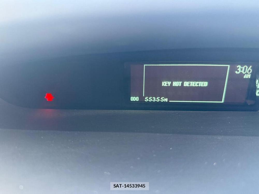 Toyota PRIUS 2010-11 1988938-18