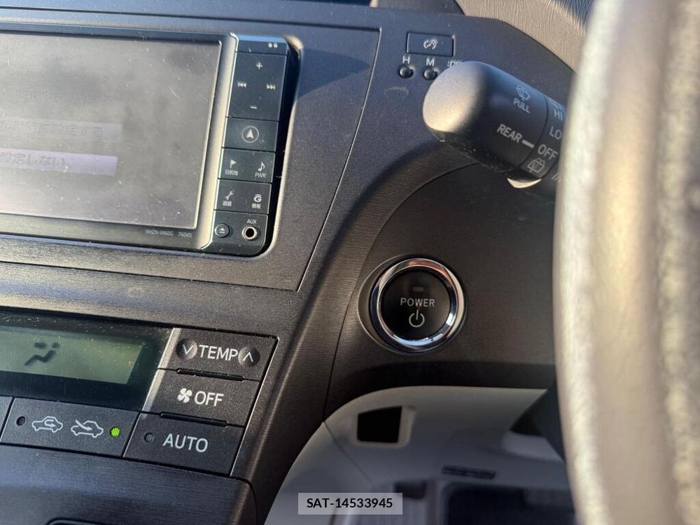 Toyota PRIUS 2010-11 1988938-21