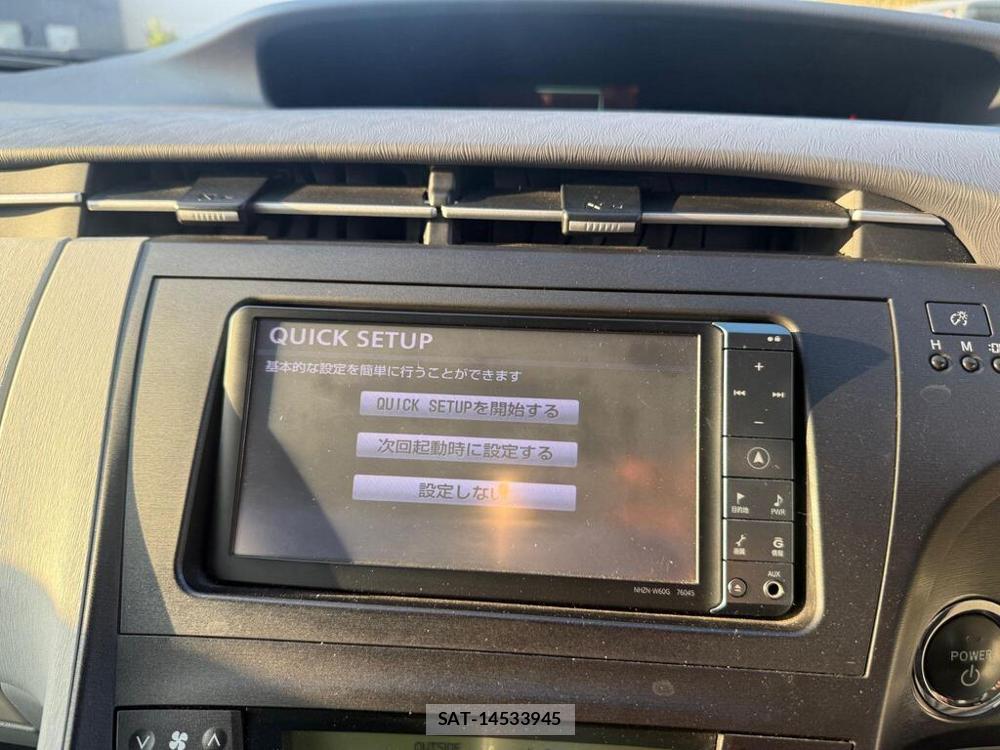 Toyota PRIUS 2010-11 1988938-22