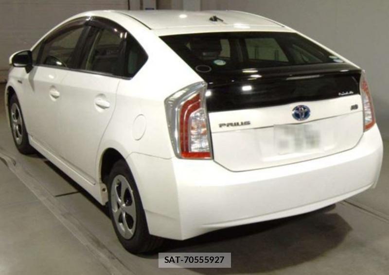 Toyota PRIUS 2014-12 8060095-1