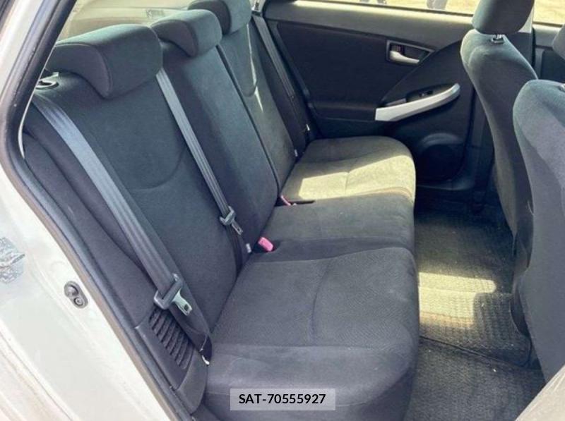 Toyota PRIUS 2014-12 8060095-4