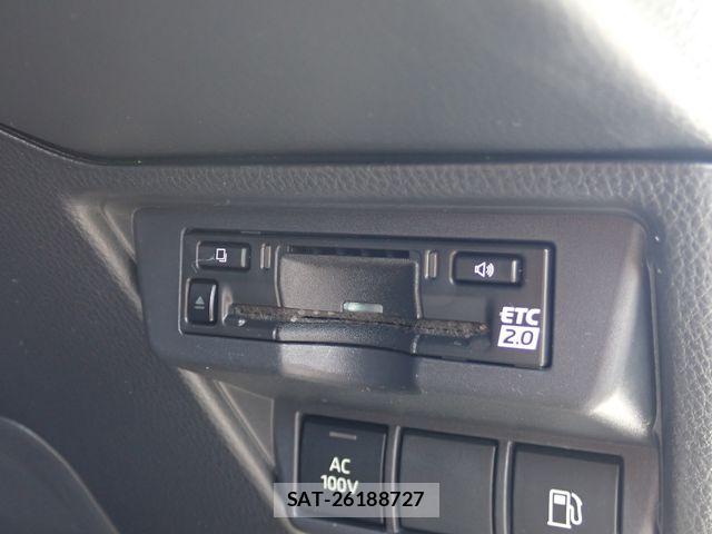 Toyota PRIUS 2023-11 8075148-10