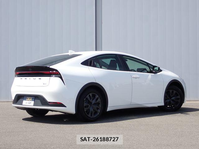 Toyota PRIUS 2023-11 8075148-2