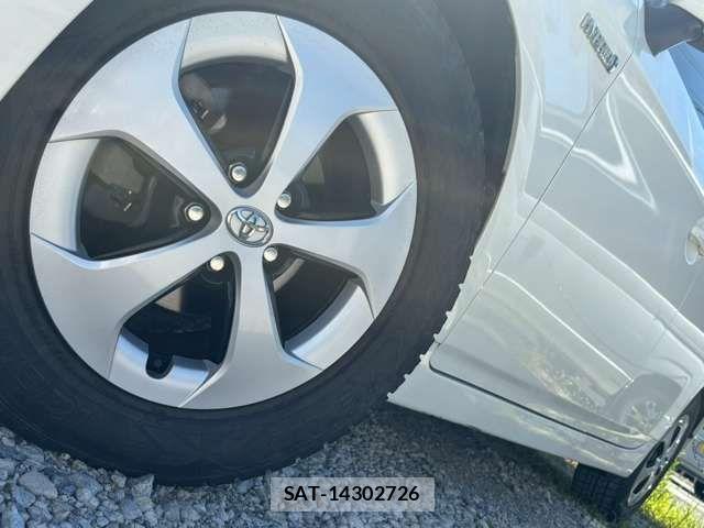 Toyota PRIUS 2012-12 8075185-15