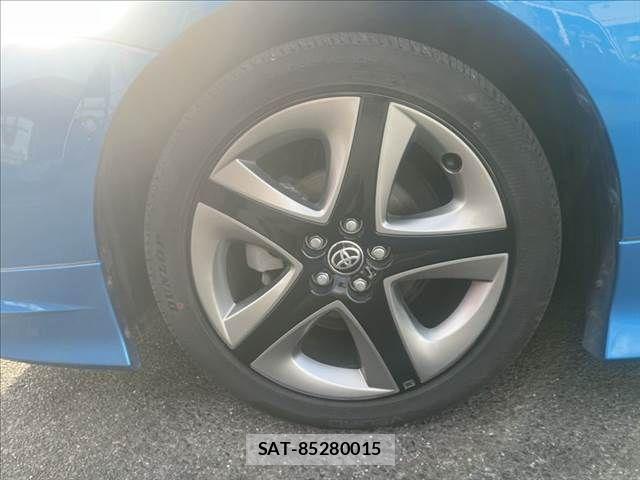 Toyota PRIUS 2019-03 8075161-9