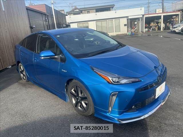 Toyota PRIUS 2019-03 8075161-11