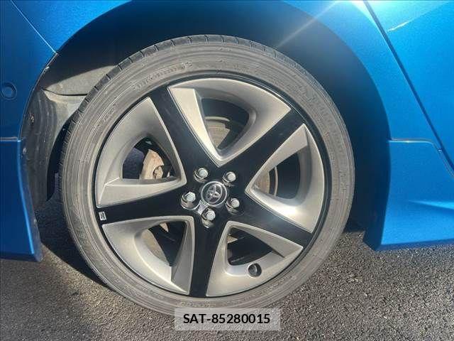 Toyota PRIUS 2019-03 8075161-24