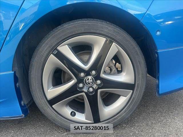 Toyota PRIUS 2019-03 8075161-25