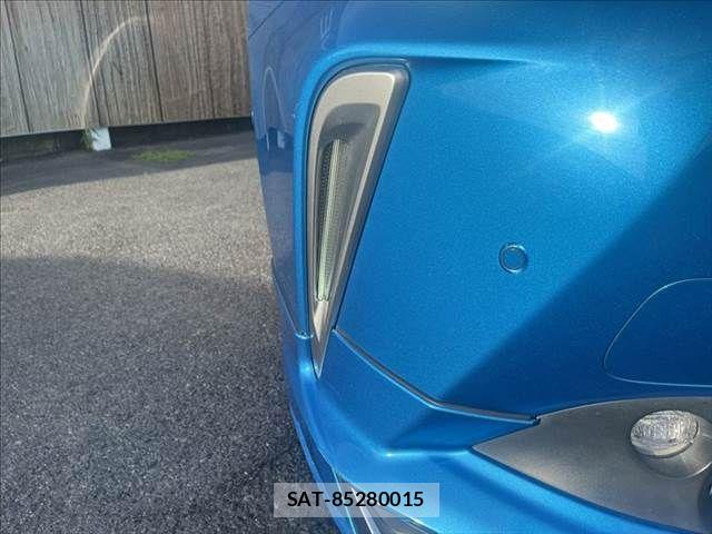 Toyota PRIUS 2019-03 8075161-27