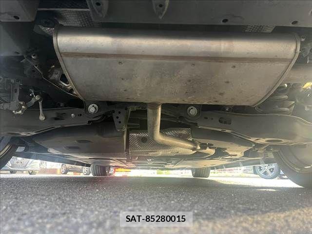 Toyota PRIUS 2019-03 8075161-28