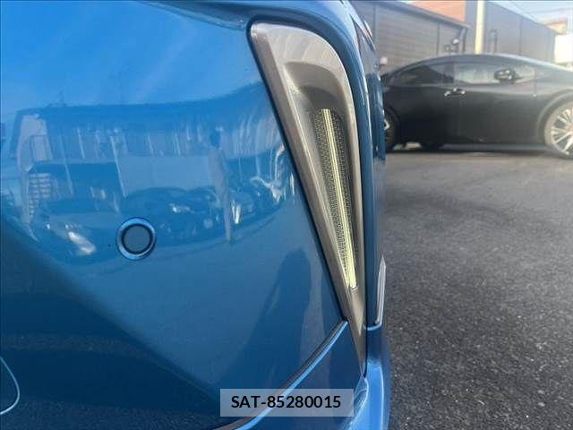 Toyota PRIUS 2019-03 8075161-8