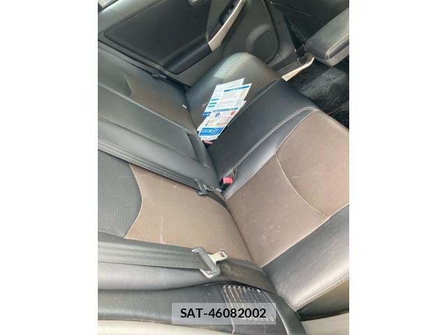 Toyota PRIUS 2011-10 8075195-12
