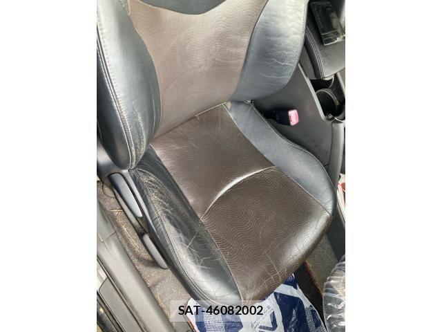 Toyota PRIUS 2011-10 8075195-19