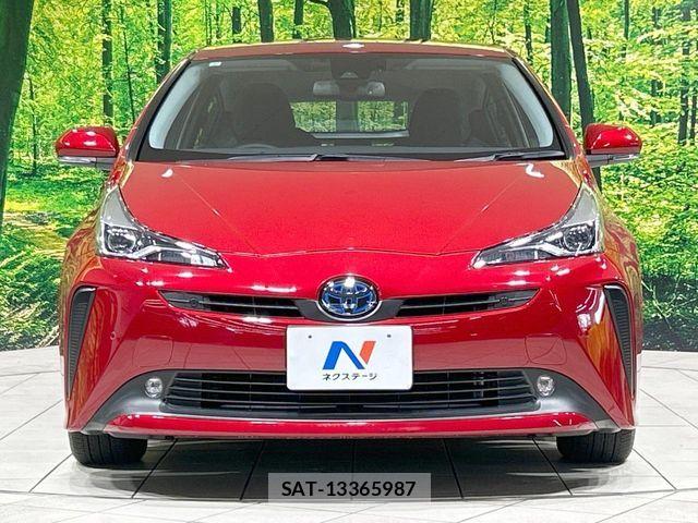 Toyota PRIUS 2019-06 8075155-13