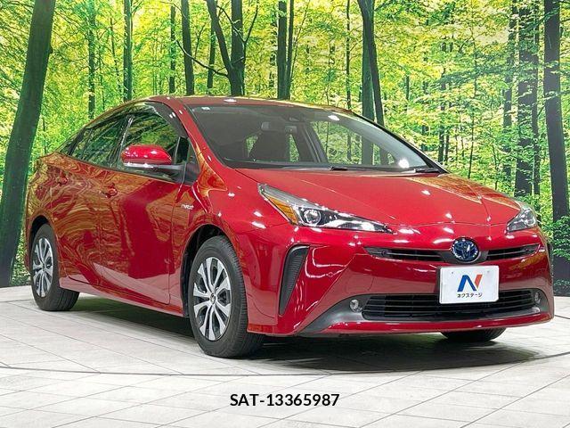 Toyota PRIUS 2019-06 8075155-15