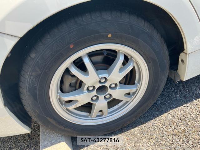 Toyota PRIUS 2011-08 8075187-9