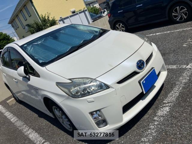 Toyota PRIUS 2011-08 8075187-1