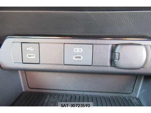 Toyota PRIUS 2023-06 8075140-12