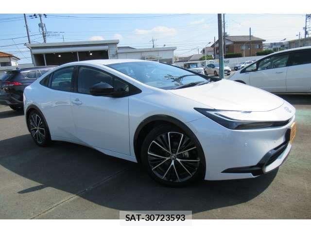 Toyota PRIUS 2023-06 8075140-3