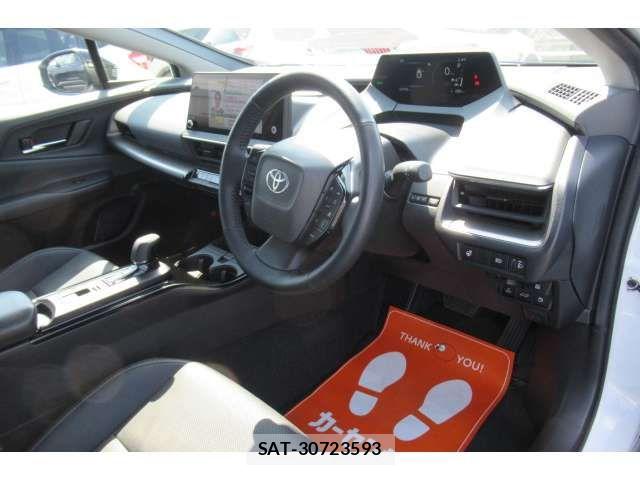 Toyota PRIUS 2023-06 8075140-7