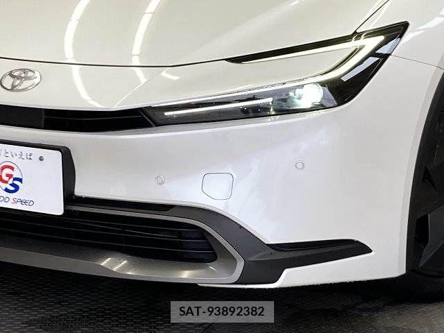 Toyota PRIUS 2023-05 8075149-19