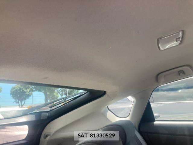 Toyota PRIUS 2011-11 8075199-11