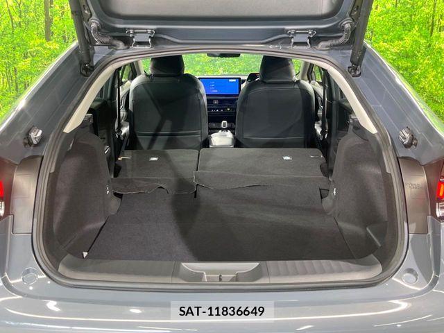 Toyota PRIUS 2023-08 8075143-9