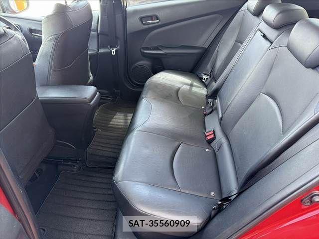 Toyota PRIUS 2016-03 8075169-18