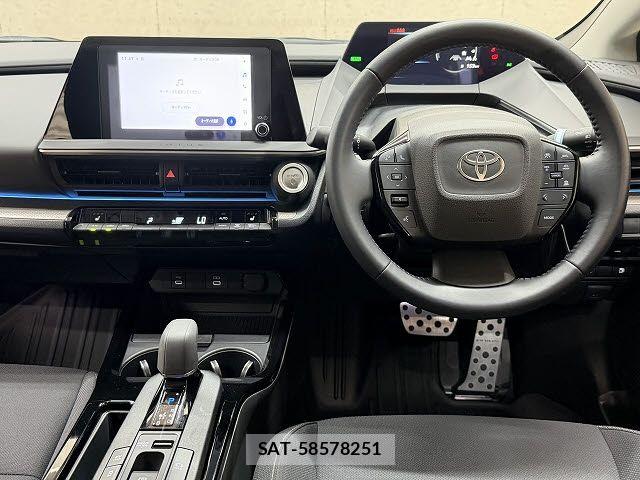 Toyota PRIUS 2024-04 8075147-1