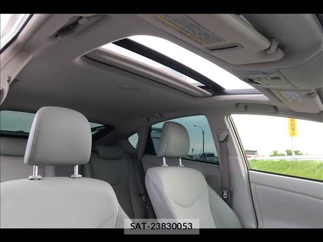 Toyota PRIUS 2012-03 8075168-9