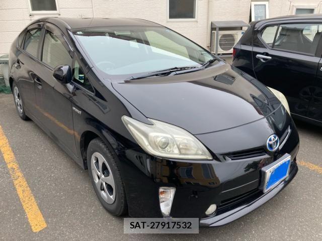 Toyota PRIUS 2013-06 8075188-2