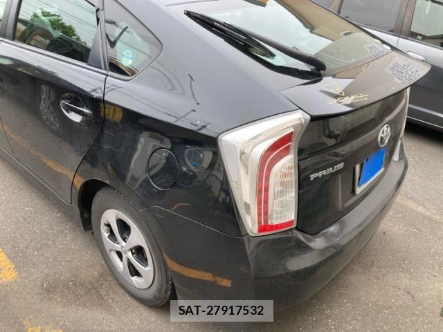 Toyota PRIUS 2013-06 8075188-4