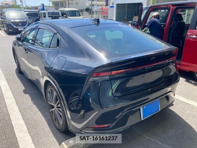 Toyota PRIUS 2023-07 8075145-6