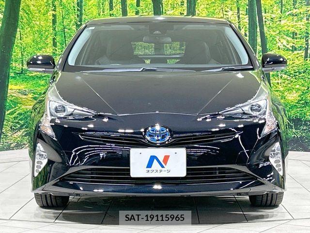 Toyota PRIUS 2018-03 8075158-13