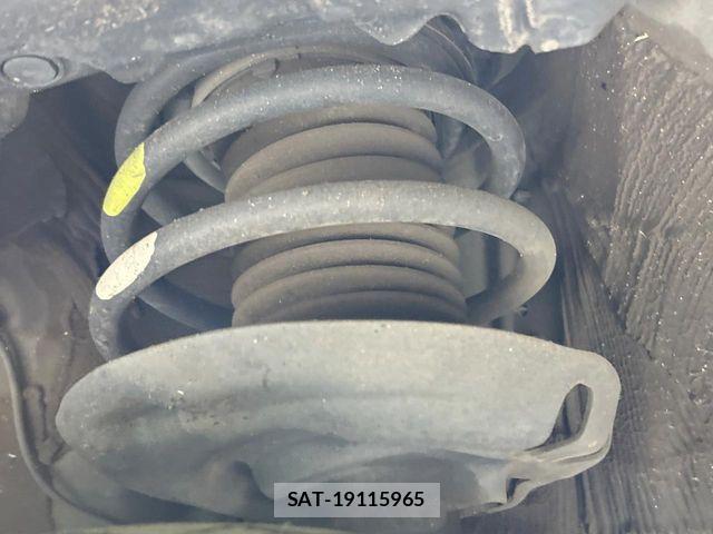 Toyota PRIUS 2018-03 8075158-19