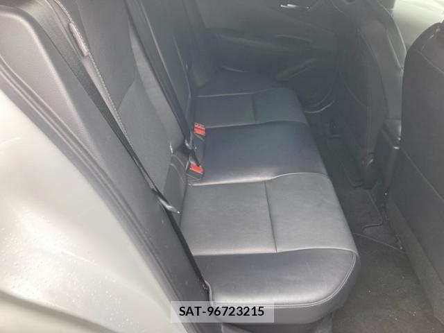Toyota PRIUS 2023-10 8075142-13