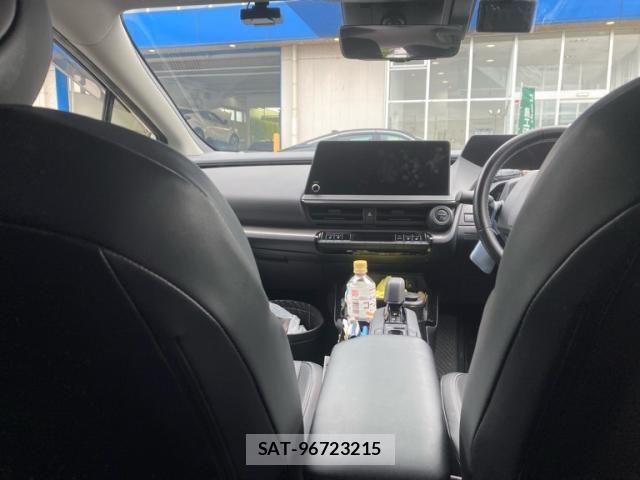 Toyota PRIUS 2023-10 8075142-14