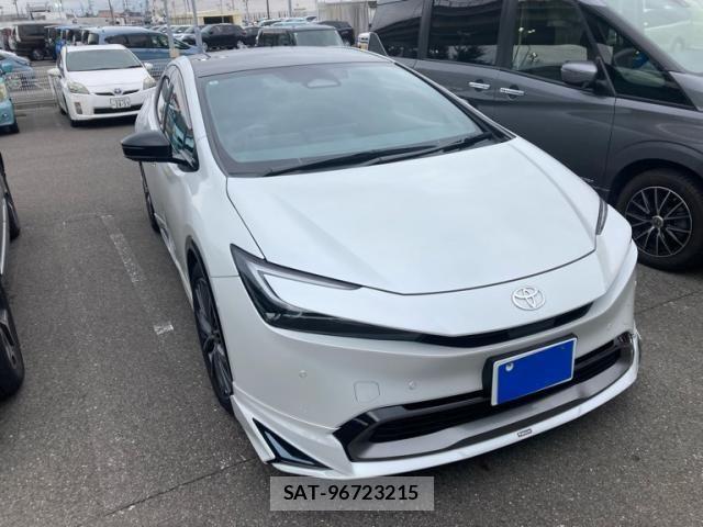 Toyota PRIUS 2023-10 8075142-1