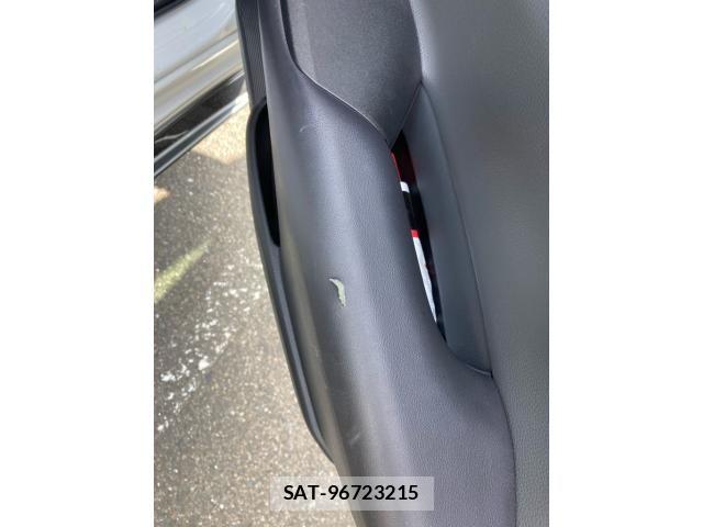 Toyota PRIUS 2023-10 8075142-22