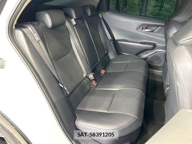 Toyota PRIUS 2024-03 8075137-7