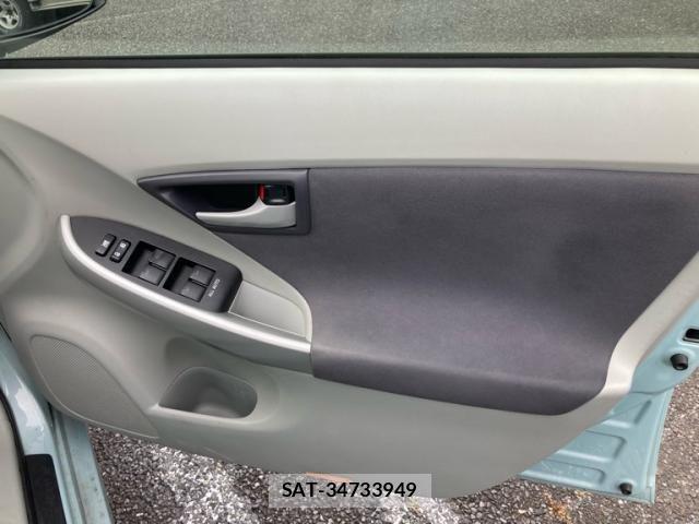 Toyota PRIUS 2009-06 8075202-14