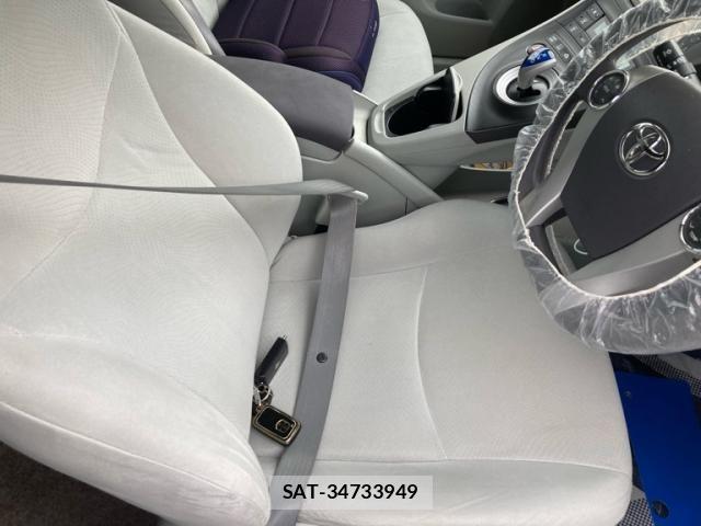 Toyota PRIUS 2009-06 8075202-17